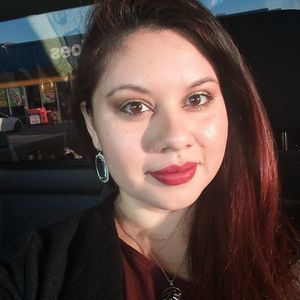 Meet your Posher, Janira